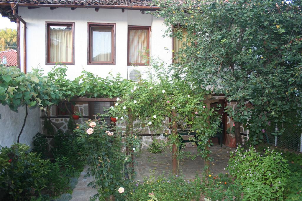 Todorova House Hotel Zlatograd Exterior foto